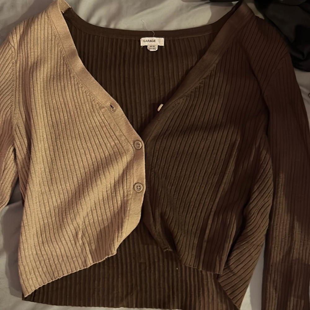 Medium brown cropped sweater